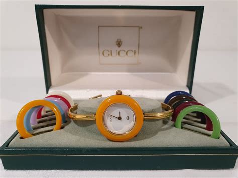 gucci uhr mit auswechselbaren ringen|Gucci Damenuhren sicher online kaufen .